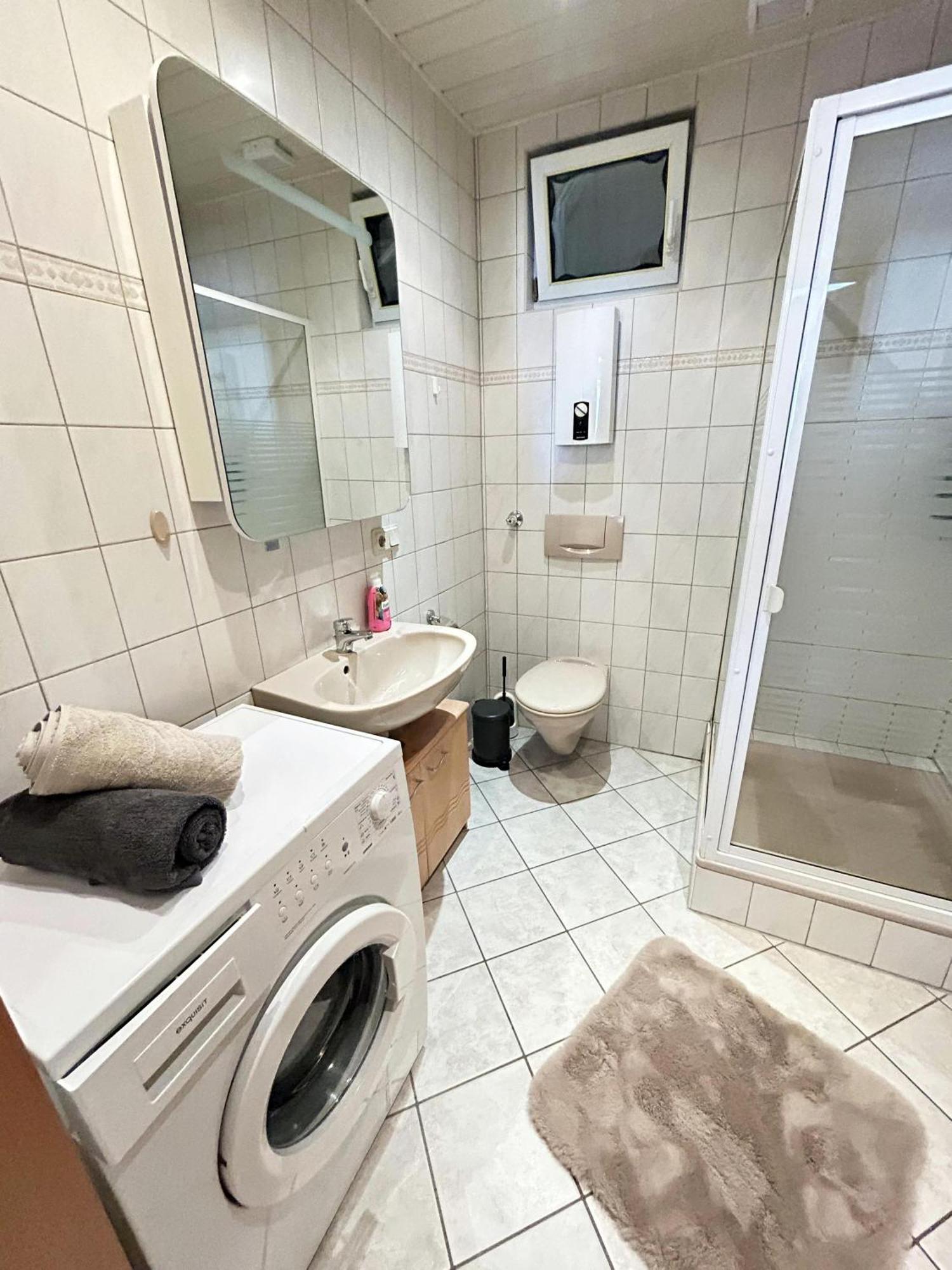 Zentrale Ferienwohnung Trier-Euren Mit Heimkino, Kueche, Wallbox & Kostenlose Fahrraeder Екстериор снимка